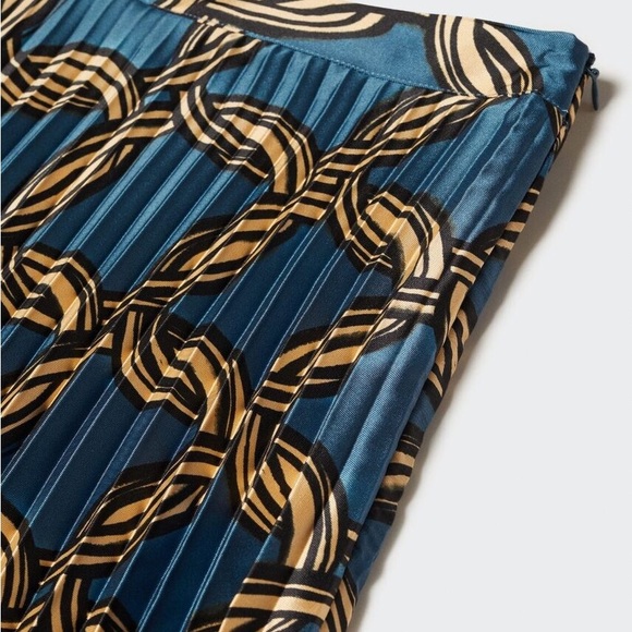 Mango Set Shirt & Pleated Skirt geometric Lagoon Blue - Picture 3 of 4